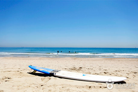 Songjeong Beach